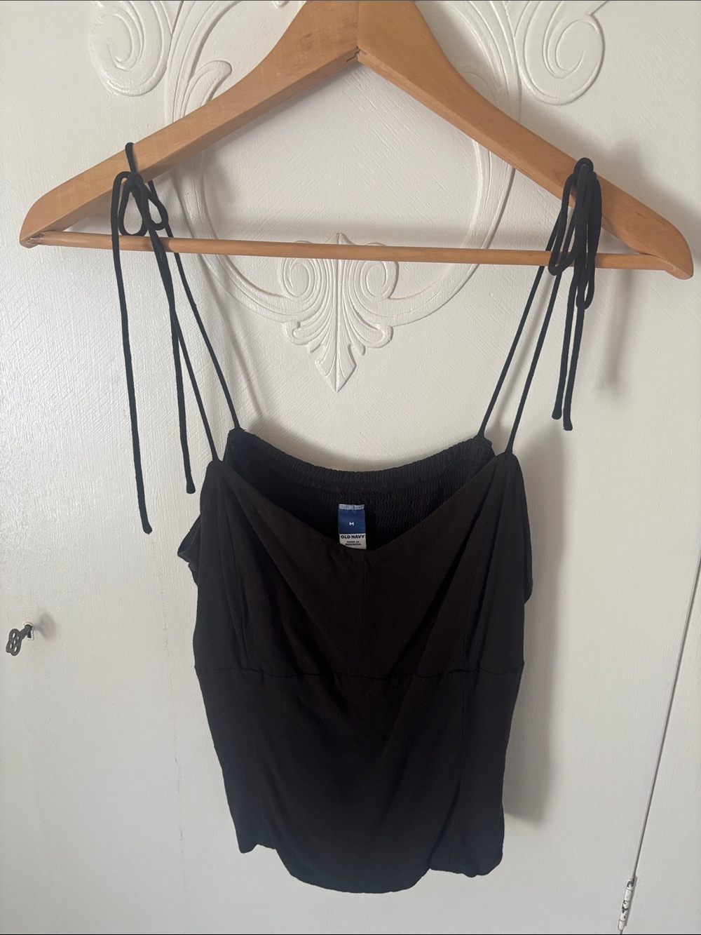 Old Navy Black Tie-Shoulder Cami Tank